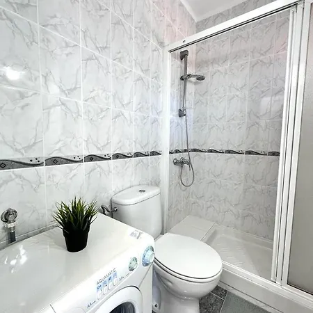 New Stylish With Pool & Sea View * 托雷莫利诺斯